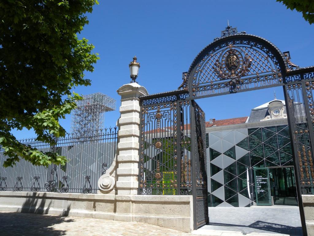 Ibis Styles St Etienne - Gare Chateaucreux Saint-Etienne  Dış mekan fotoğraf